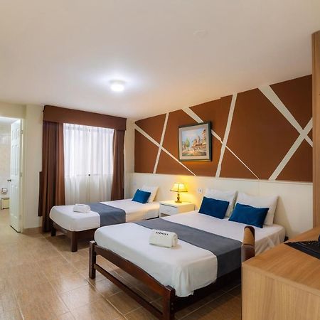 Hotel Country Trujillo Encalada Kültér fotó