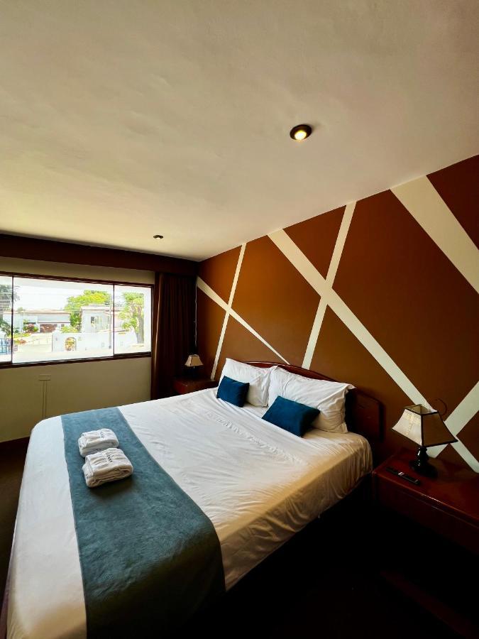 Hotel Country Trujillo Encalada Kültér fotó