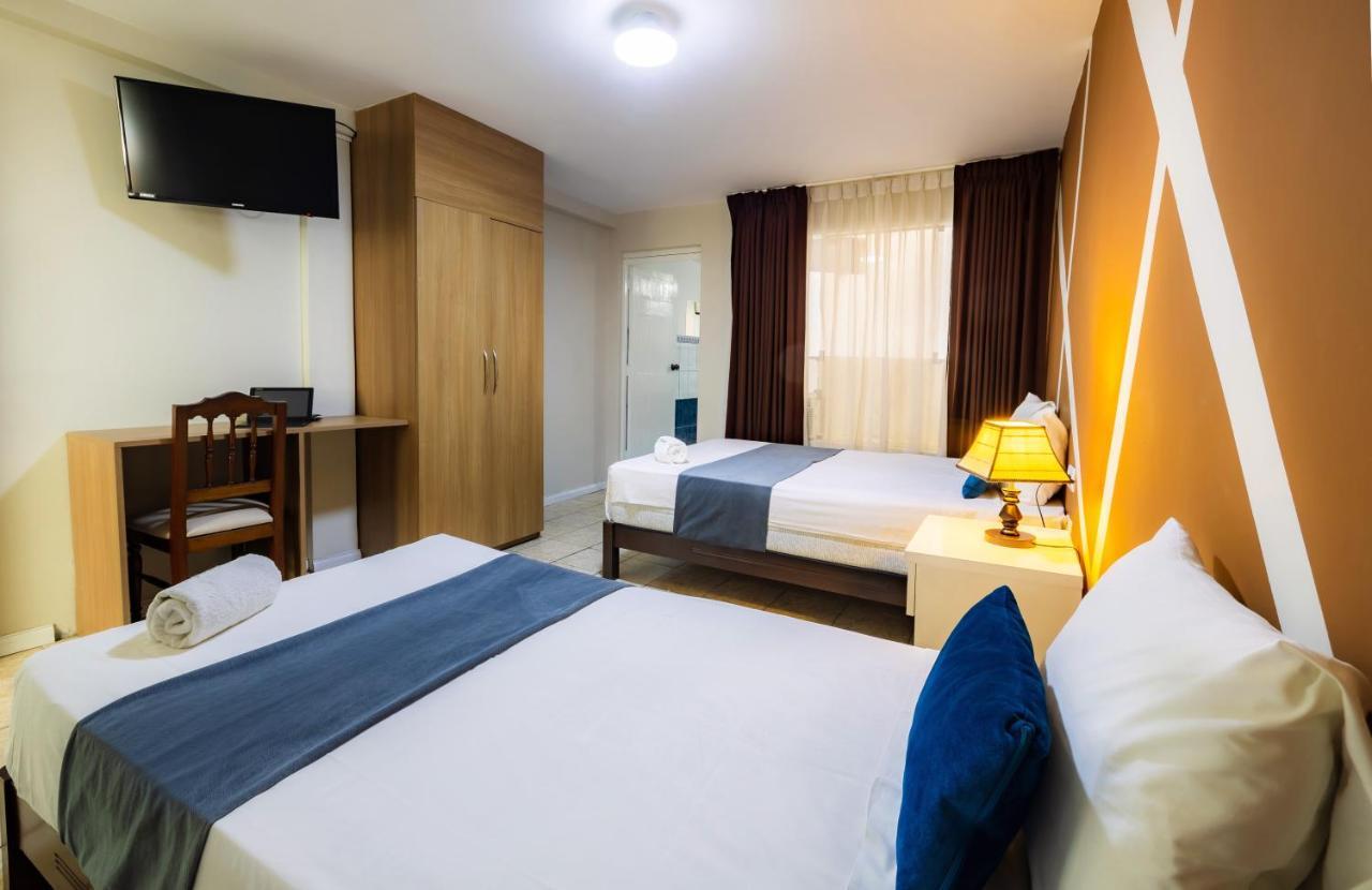 Hotel Country Trujillo Encalada Kültér fotó