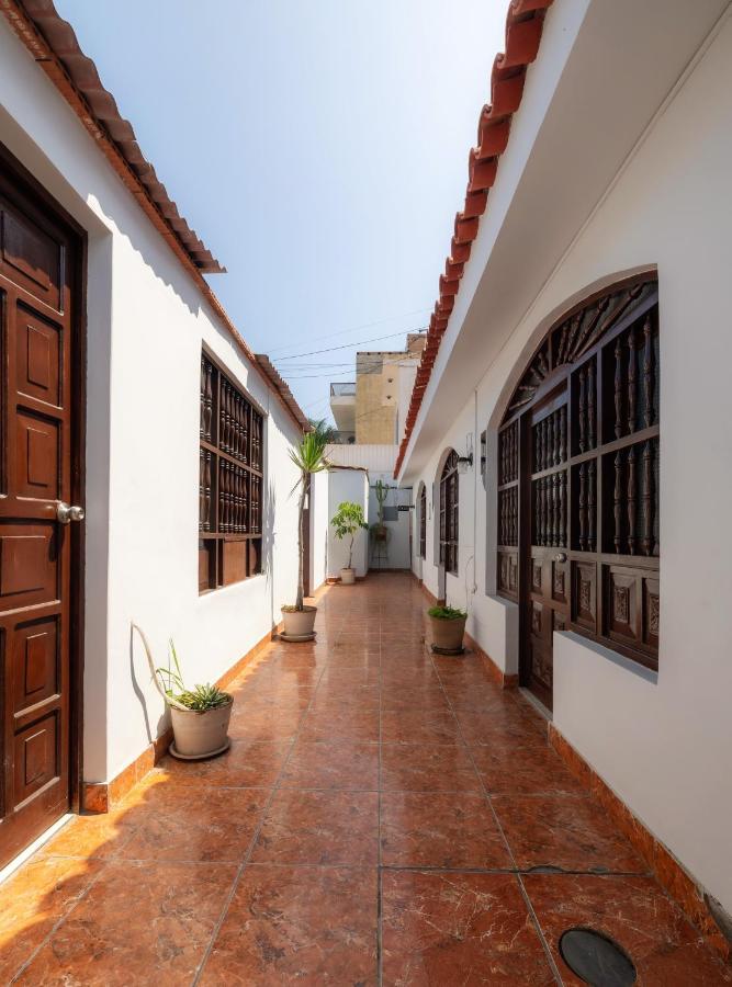 Hotel Country Trujillo Encalada Kültér fotó
