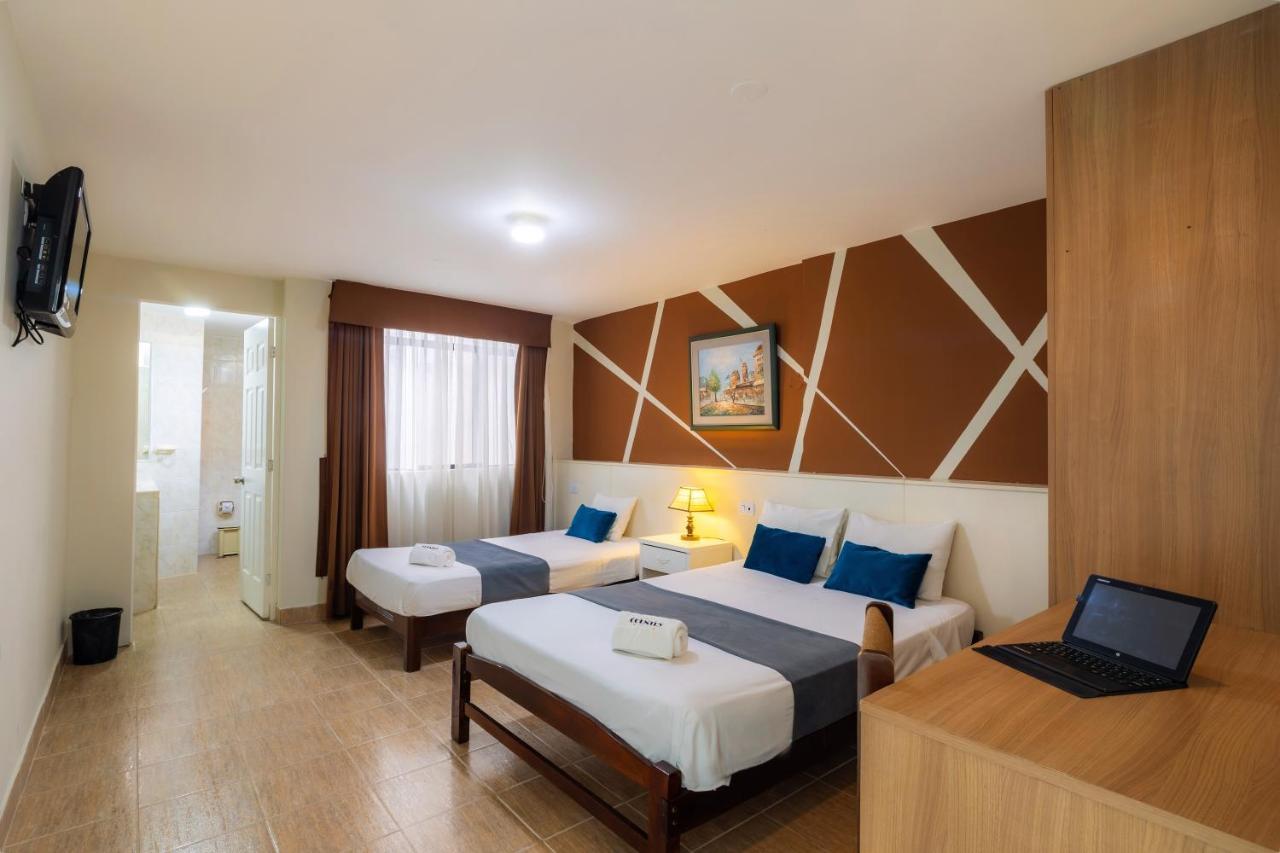 Hotel Country Trujillo Encalada Kültér fotó